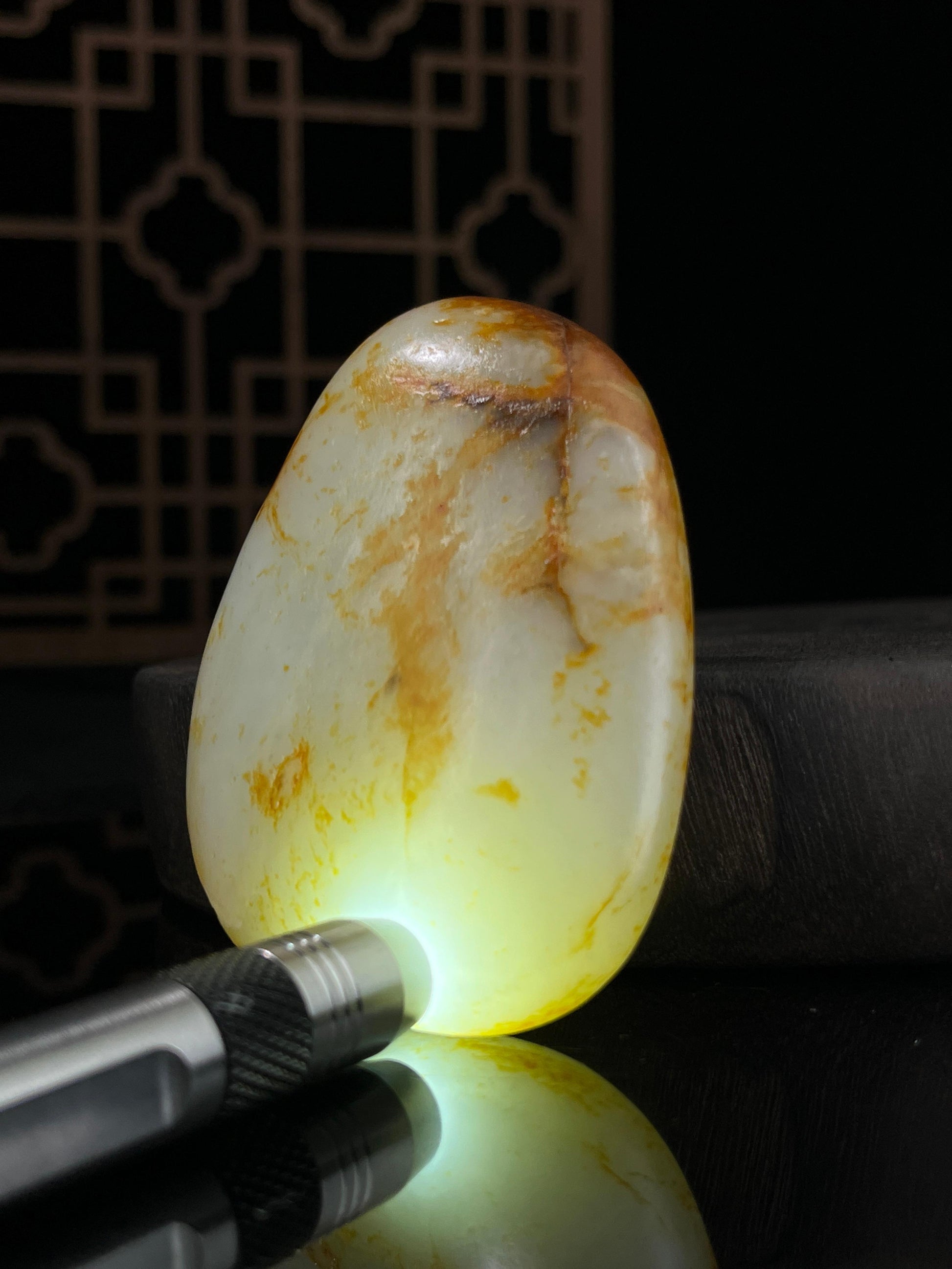 新疆和田玉白玉籽料原石洒金皮挂件12（yc234095）