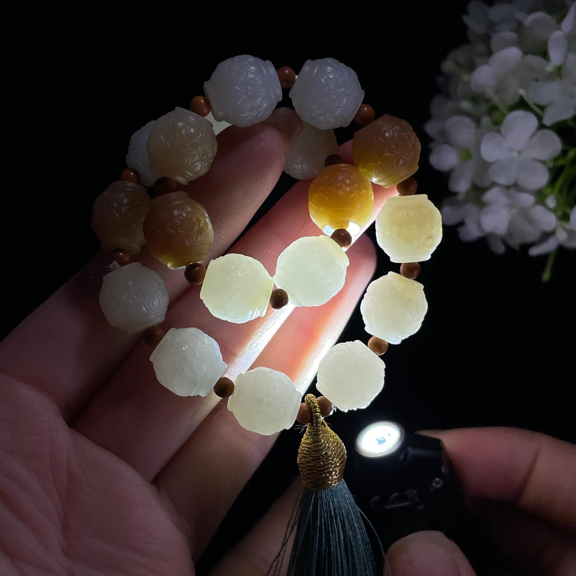 和田玉糖白玉莲花手持（yc363641）