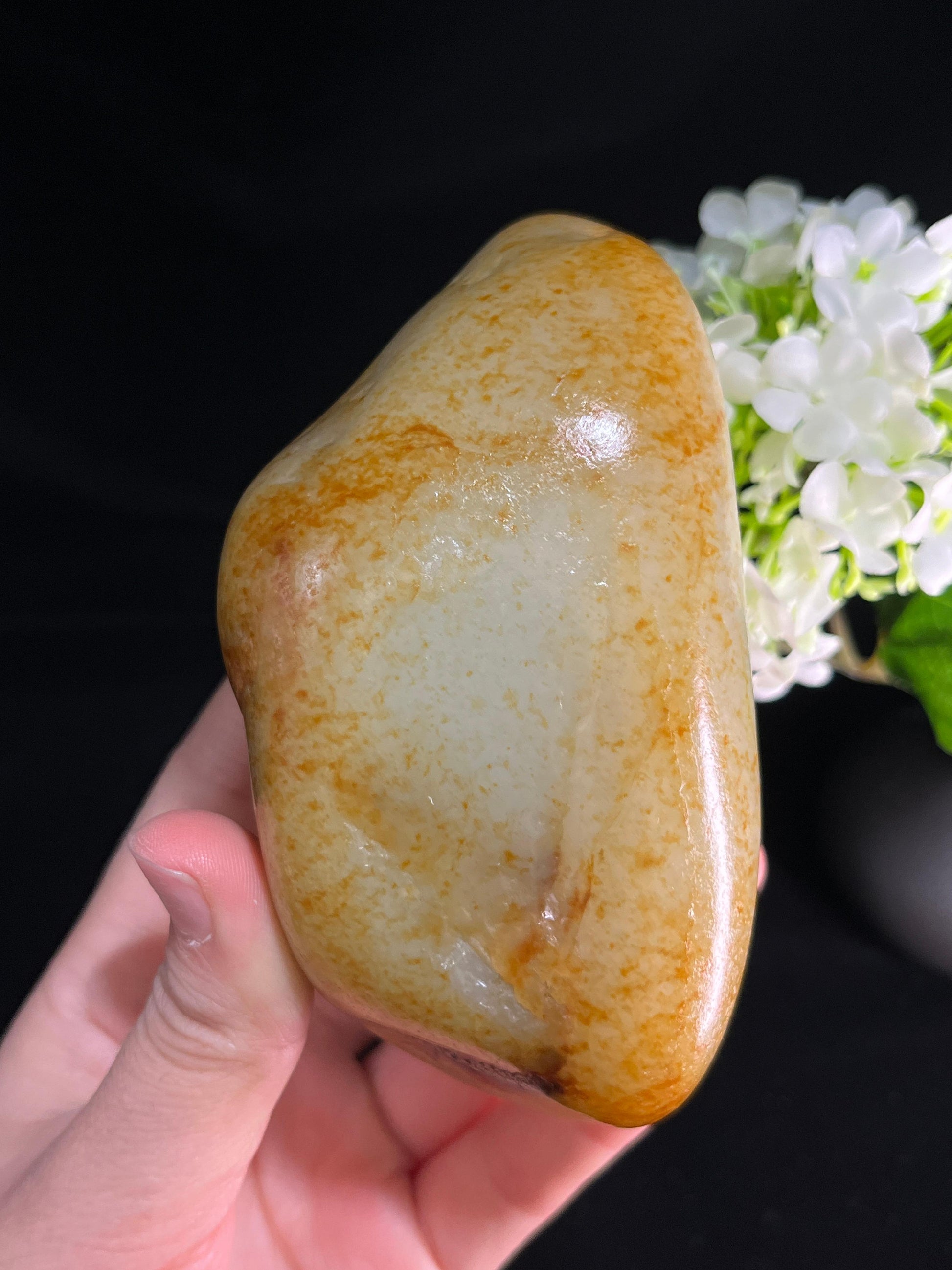 新疆和田玉老熟白玉洒金皮籽料原石摆件（yc250956）