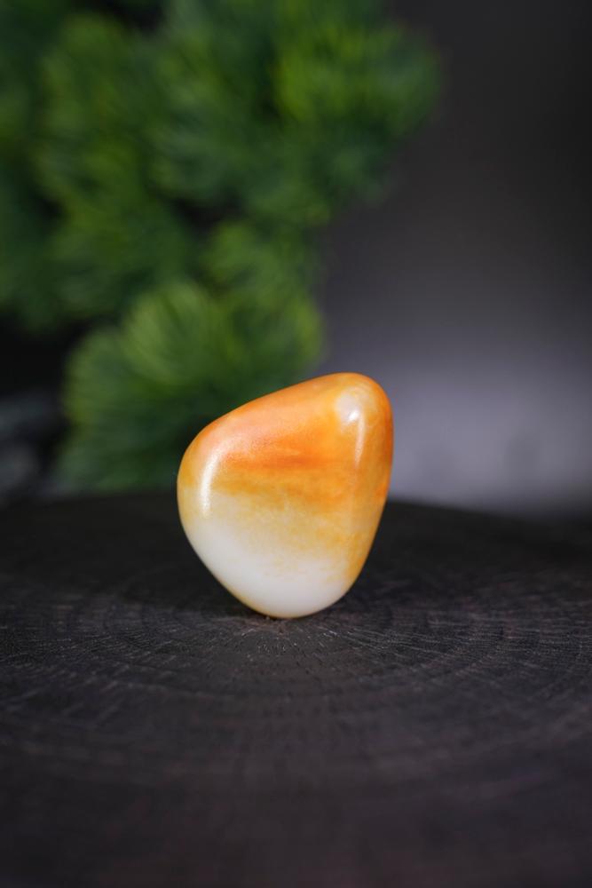 新疆和田玉聚红皮白肉籽料原石包金挂件（yc230818）