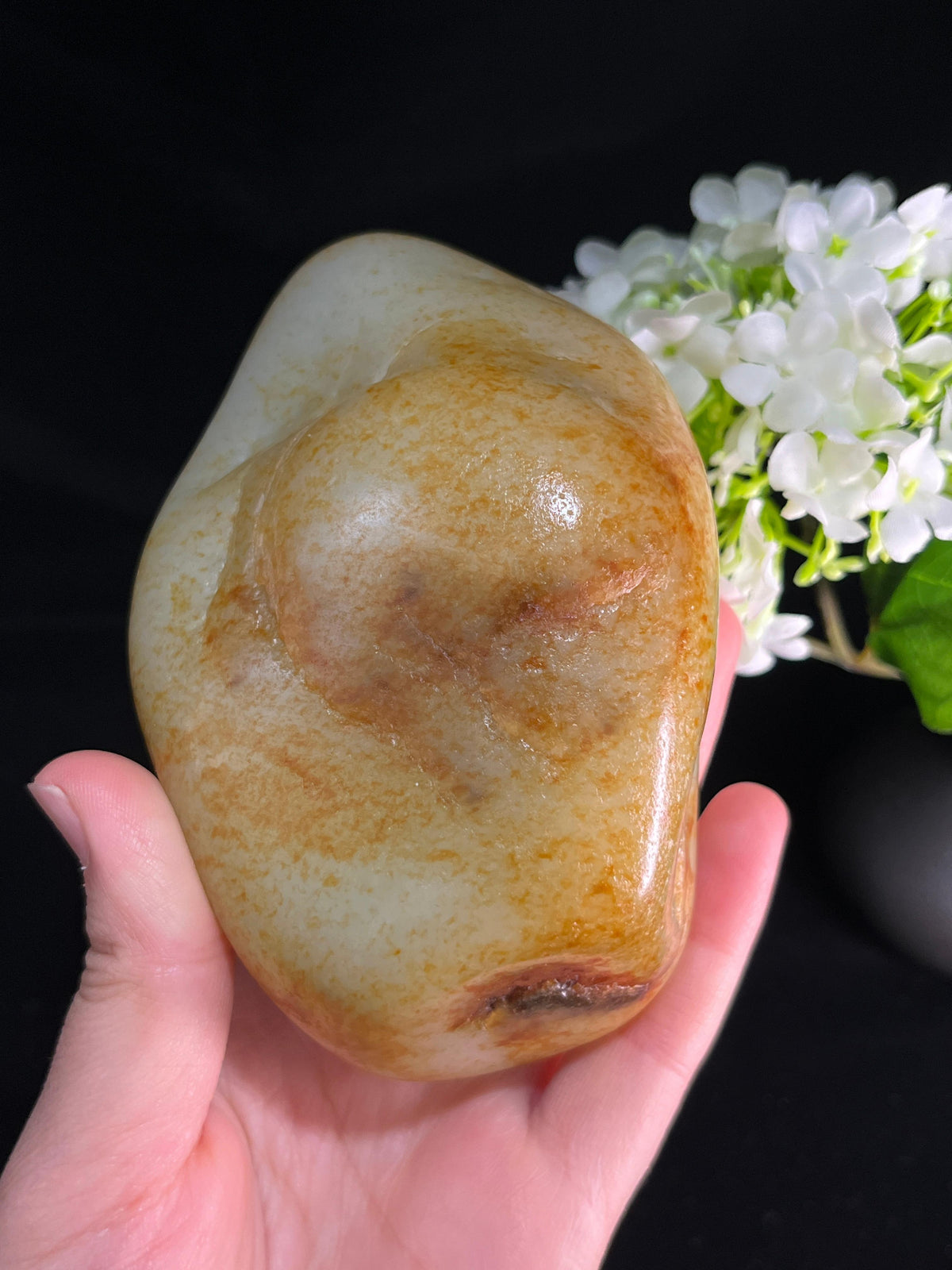 新疆和田玉老熟白玉洒金皮籽料原石摆件（yc250956）
