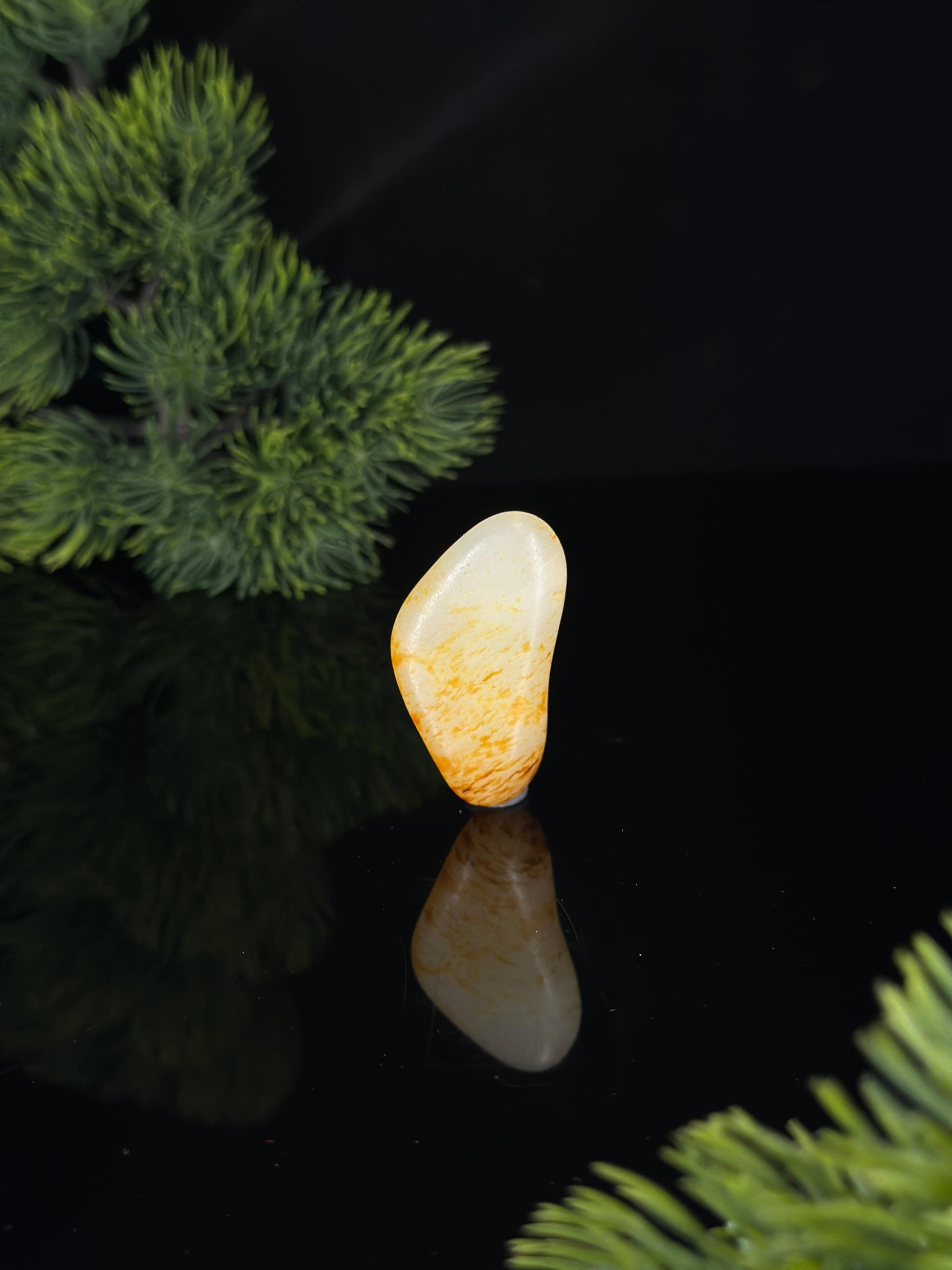 新疆和田玉“金溪流雪”白玉洒金皮籽料（yc463344）