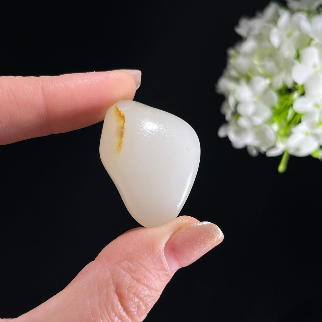 和田玉白玉“雪底藏金”洒金皮籽料（yc353539）