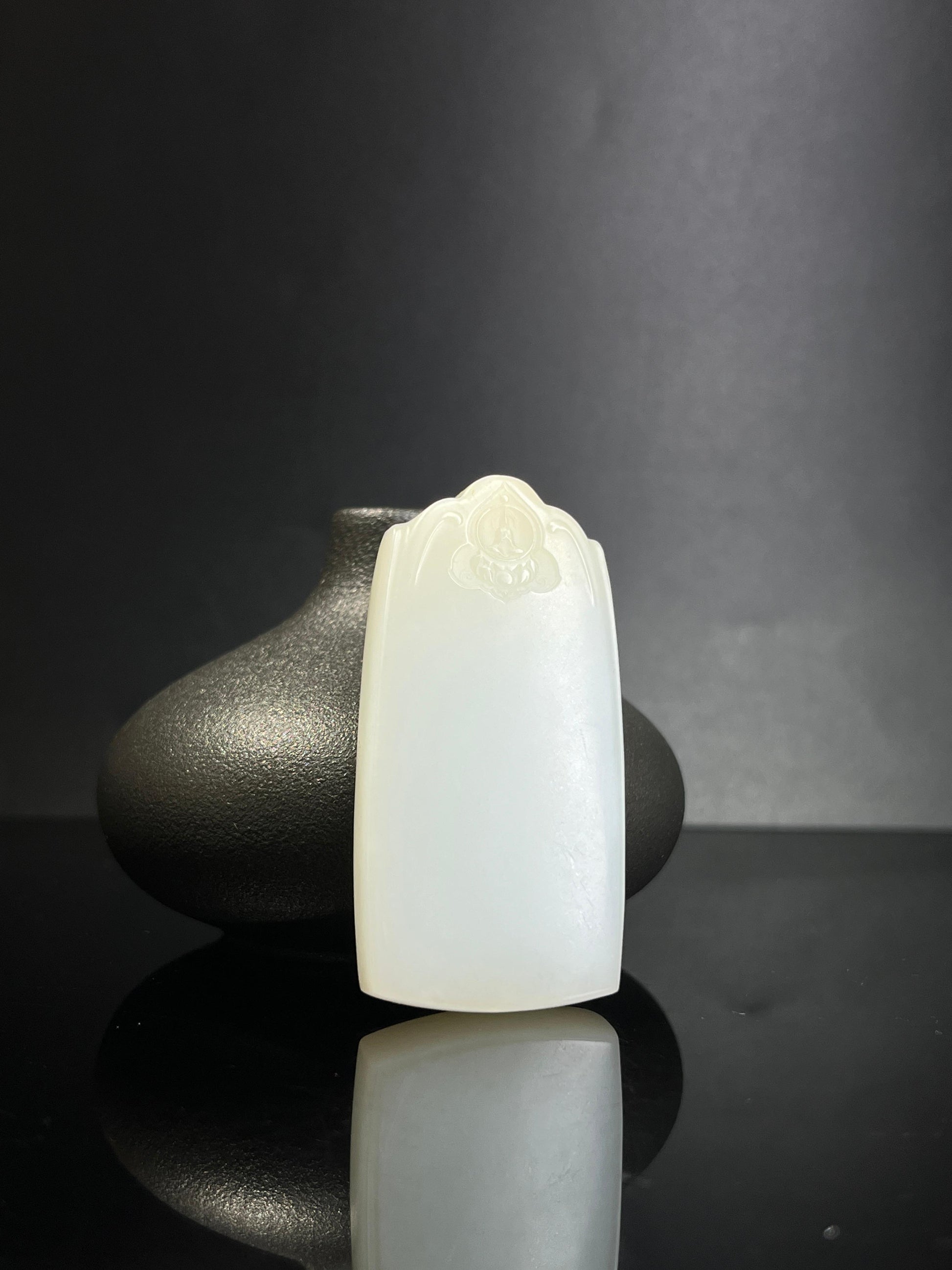 和田玉且末雕刻无相佛题材无事牌（yc240916）