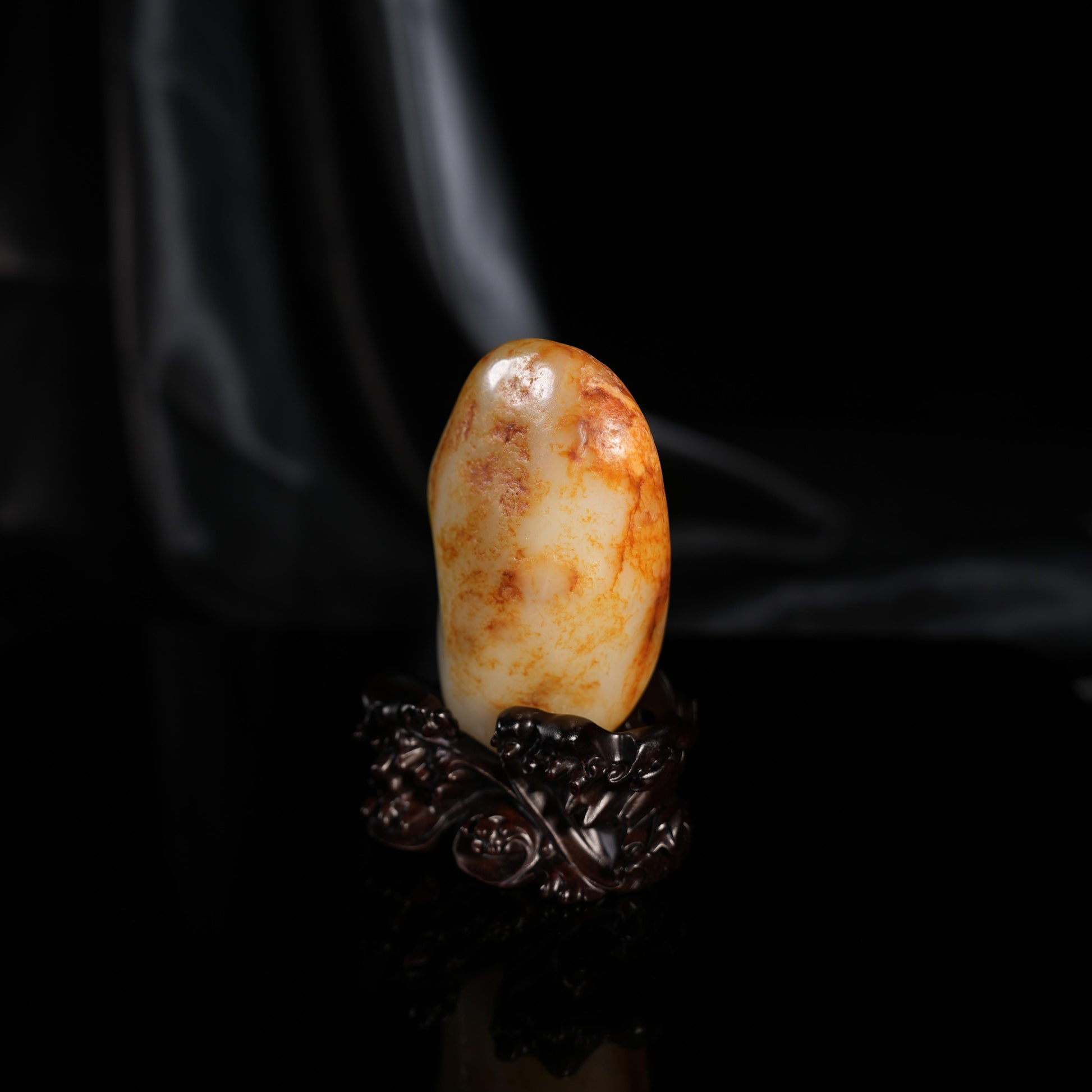 新疆和田玉“漫霞凝霜”白玉洒红皮籽料（yc450362）