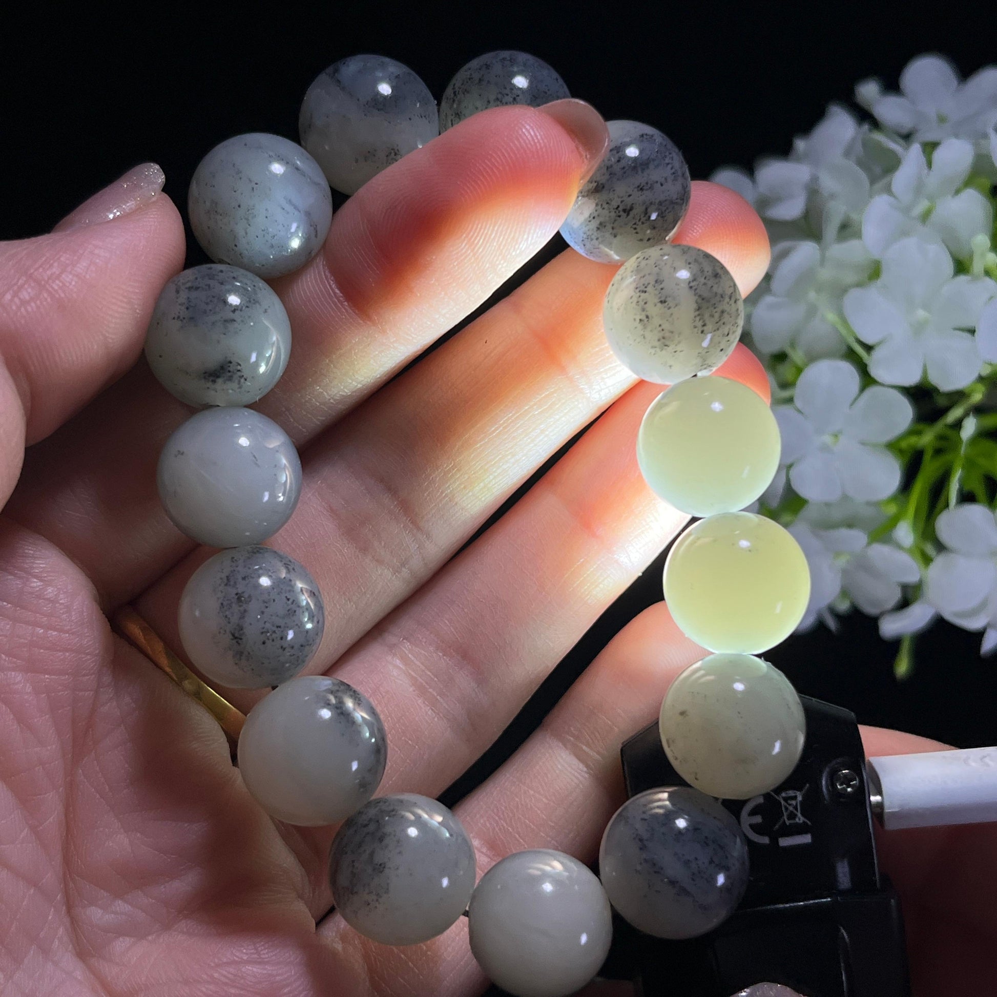 新疆天然和田玉“素雪轻烟”青花籽料手串（yc307011）