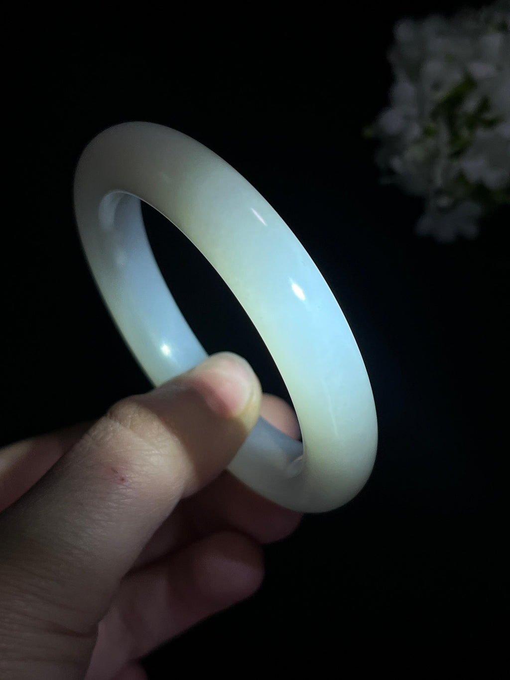 新疆天然和田玉羊脂白玉手镯精品10（卡56）（yc258390）