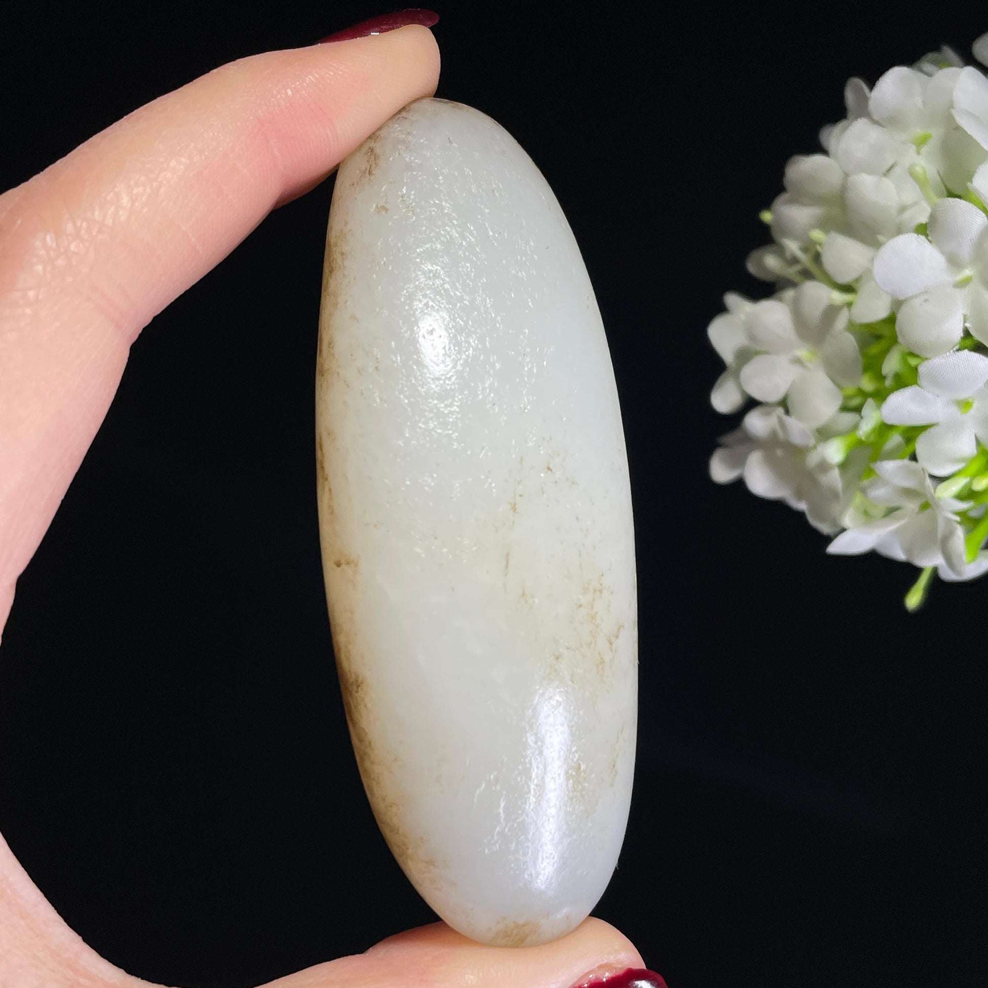 和田玉一级白“雪笺墨痕”秋梨皮籽料（yc335581）