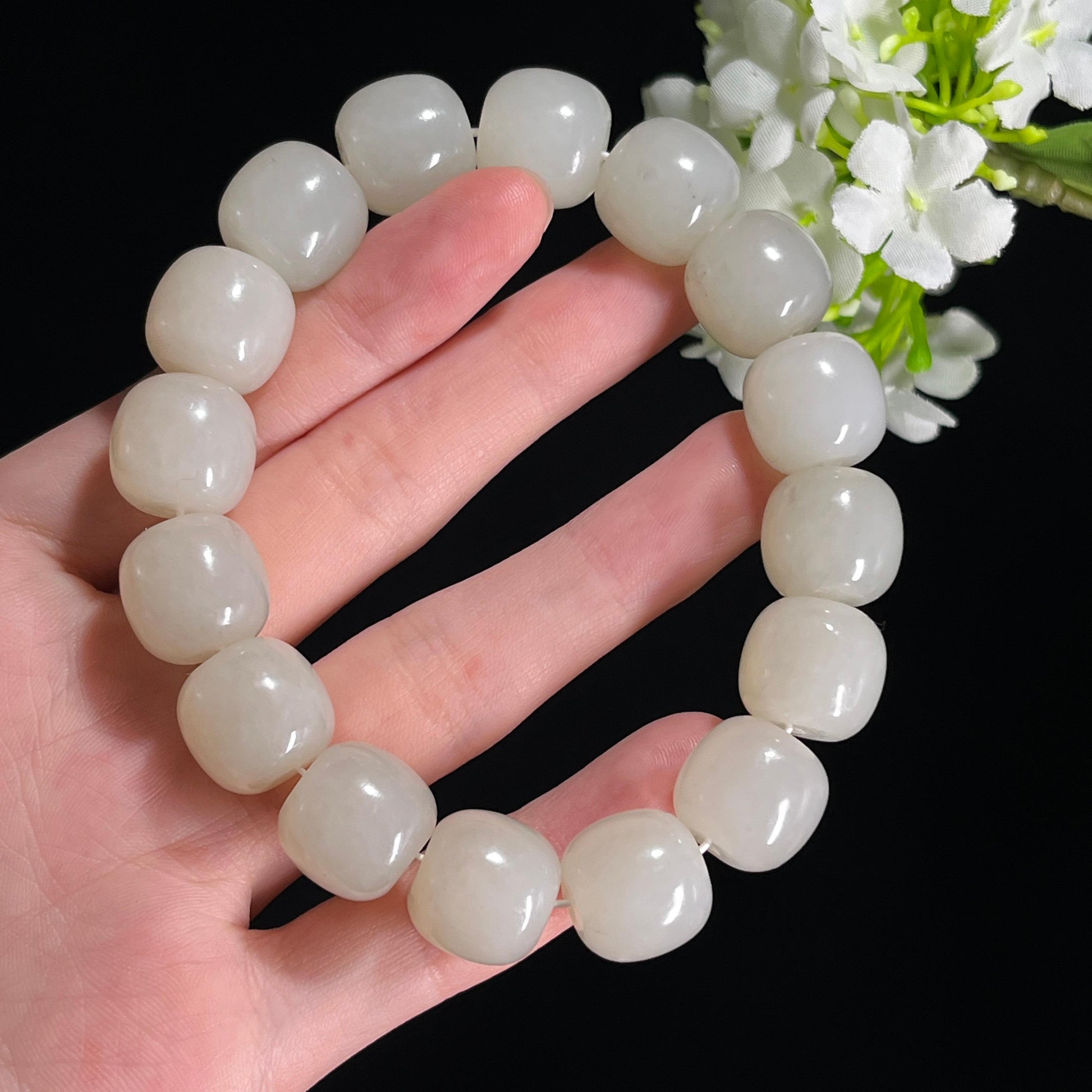 和田玉新疆料“玉露柔珠”青白玉手串（yc299220）