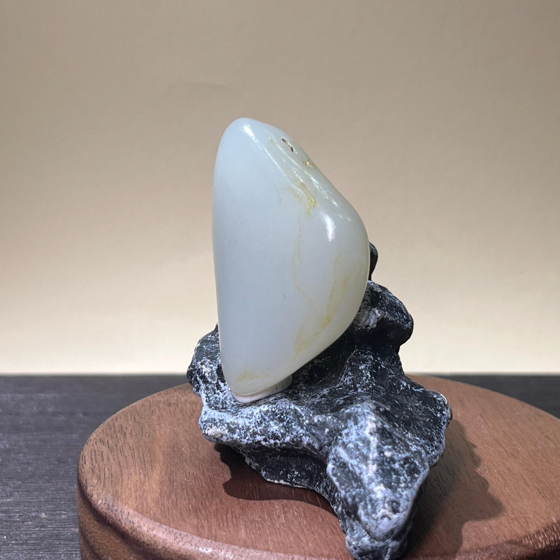 和田玉光白包金吊坠籽（yc207562）