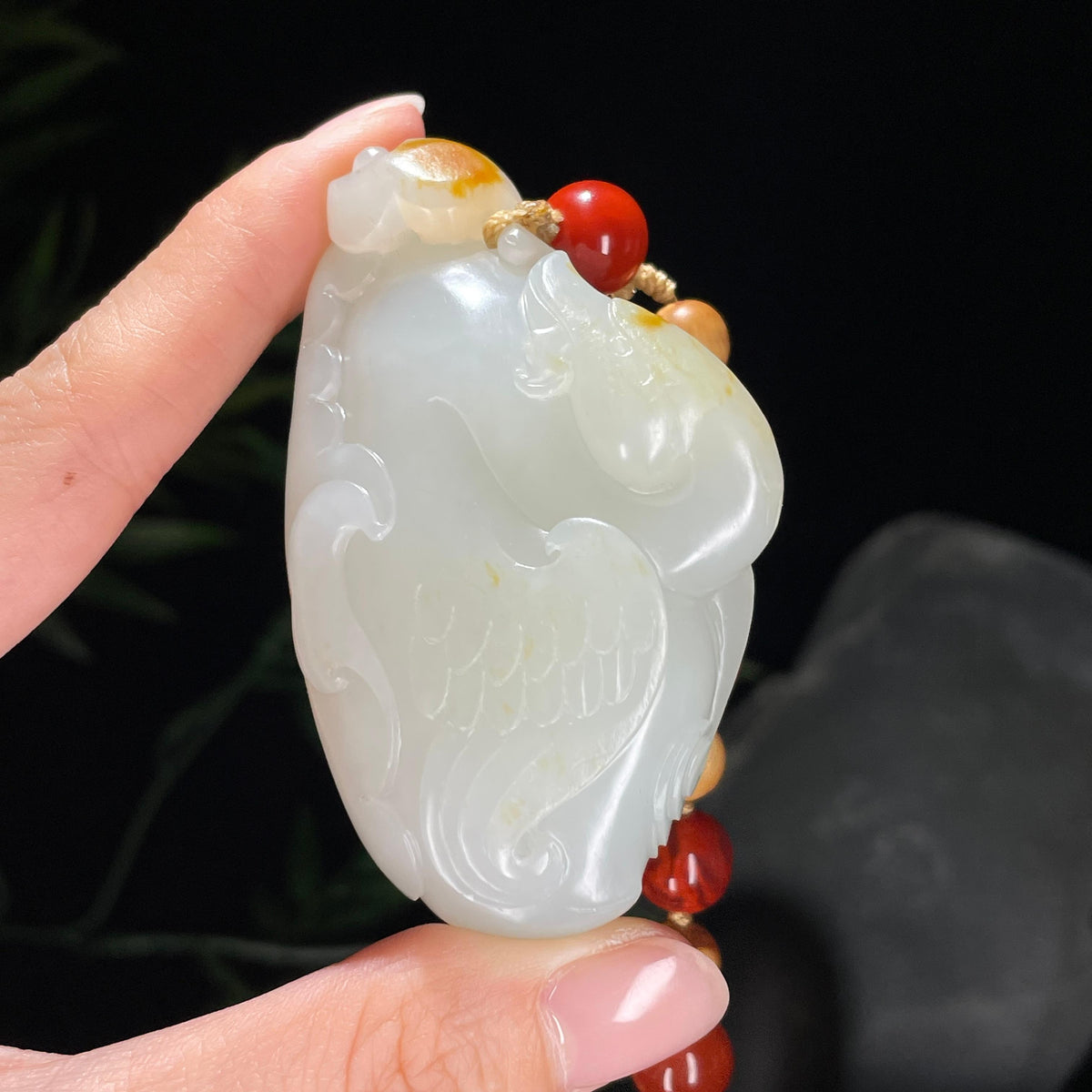 新疆和田玉精品白玉洒金皮籽料鹅如意手把件（yc712141）