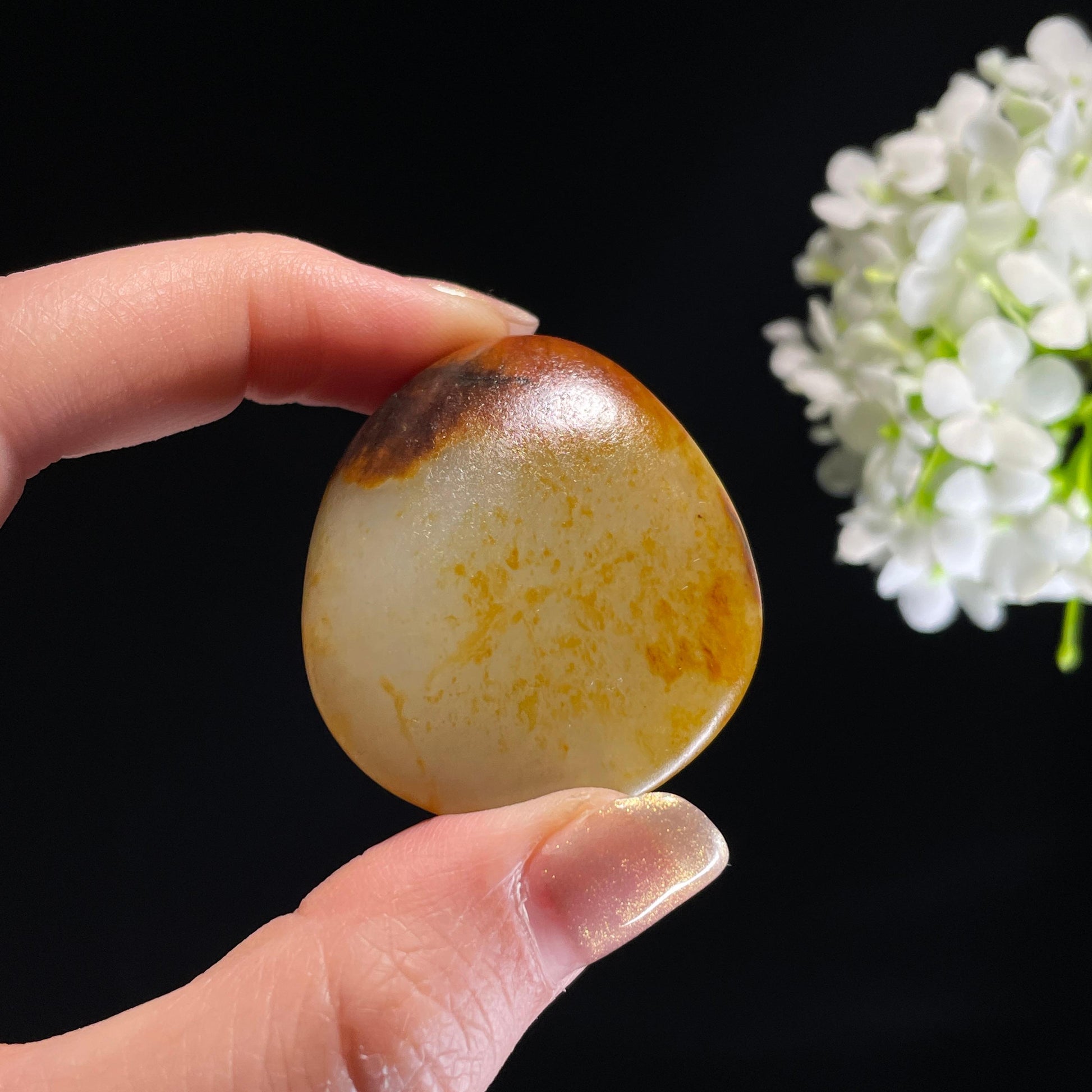 和田玉暖白种聚红皮“秋山晓色”籽料原石（yc311832）