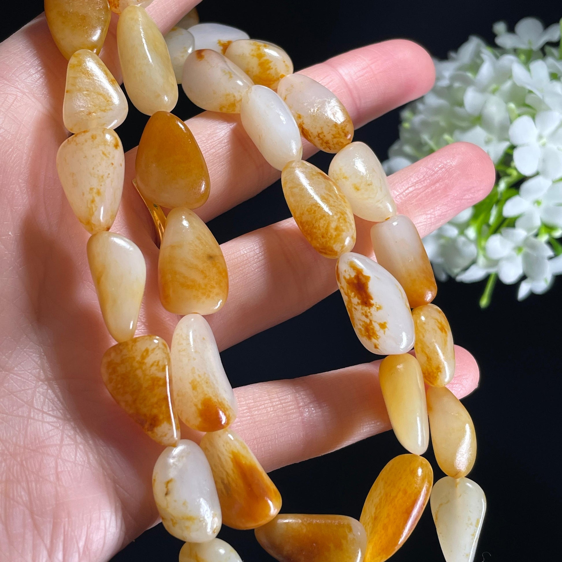 和田玉白玉黄沁洒金皮红皮“秋锦连璧”原籽手串（yc362932）