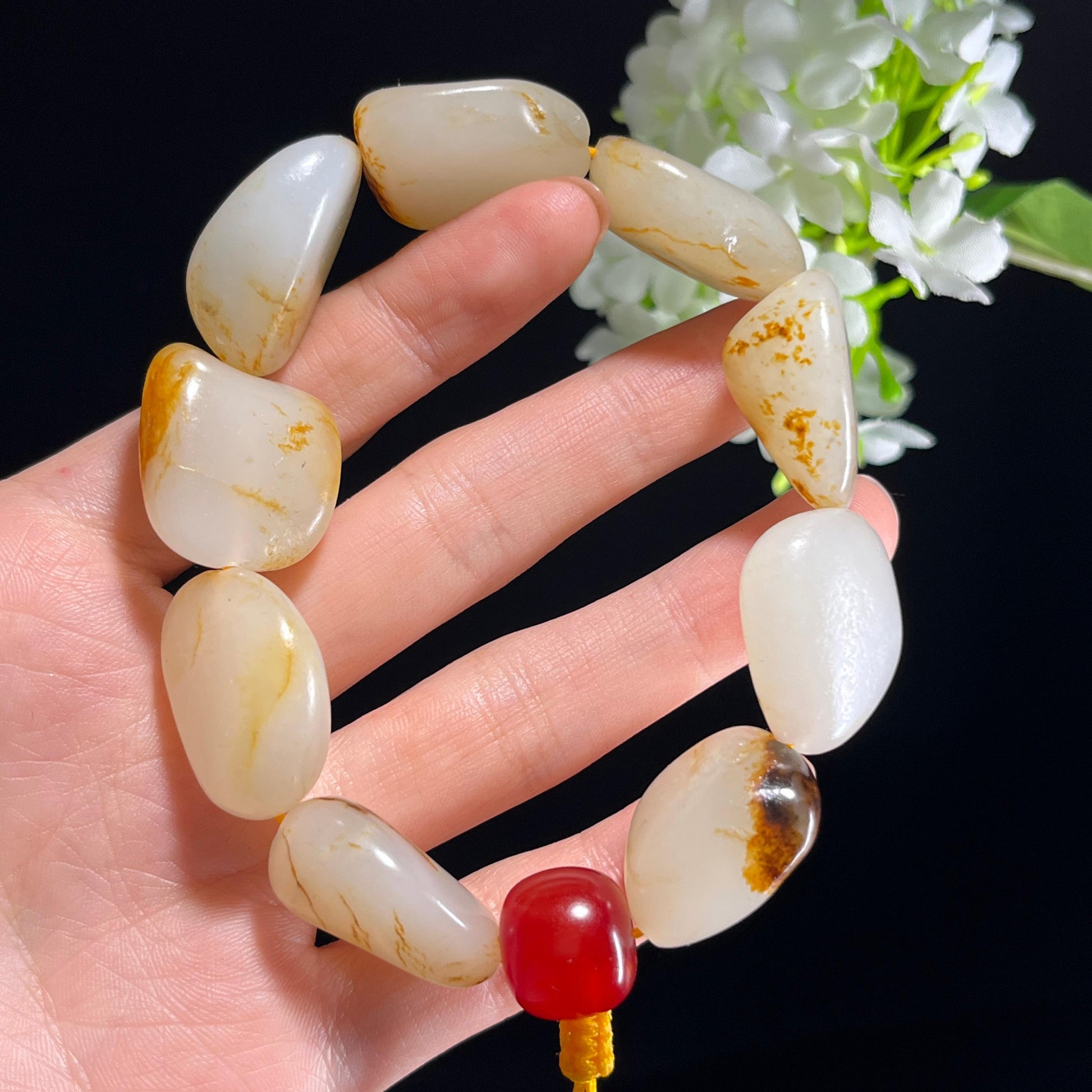 和田玉白玉洒金皮黑红皮籽料原籽手串（yc347498）