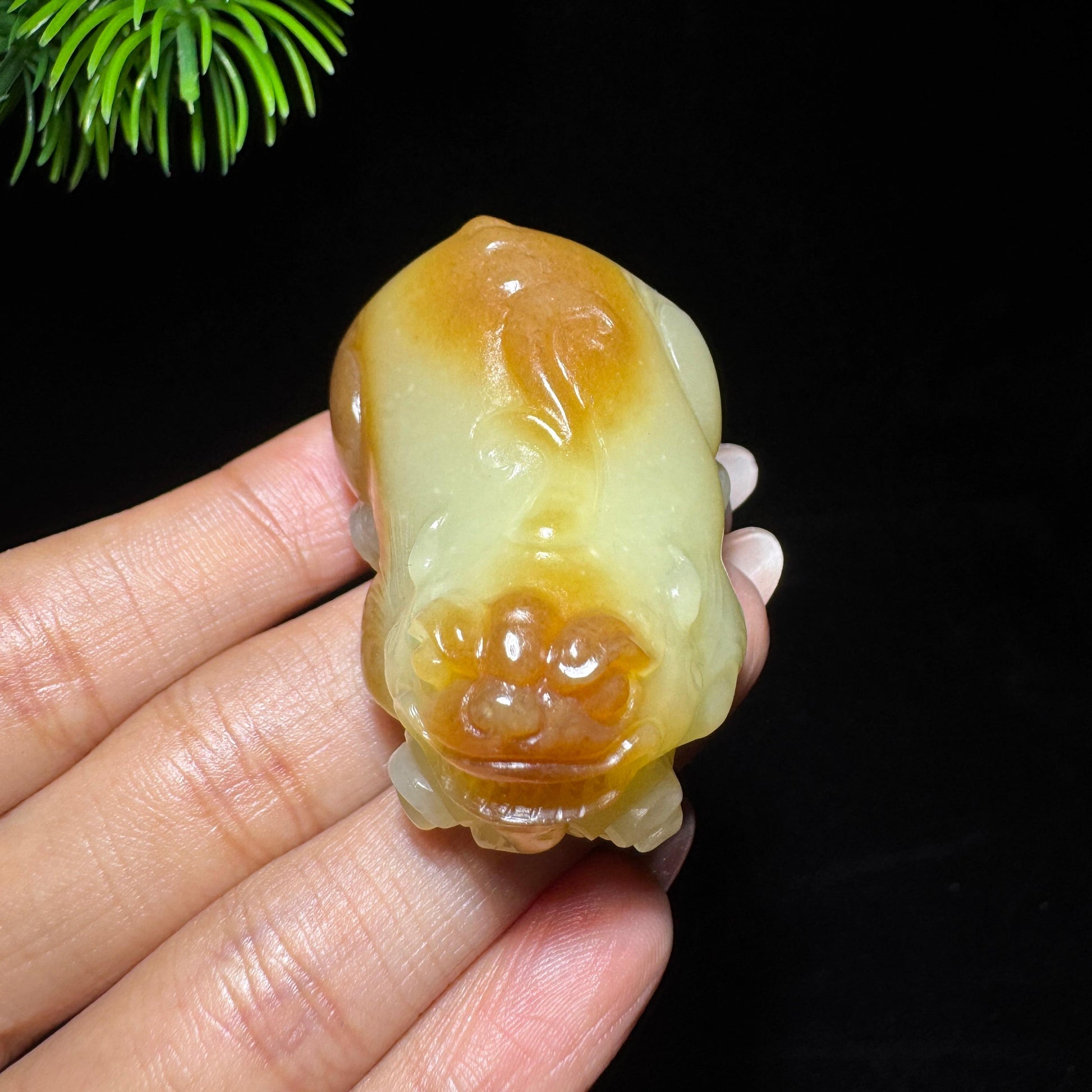 和田玉山料糖白貔貅（yc693902）