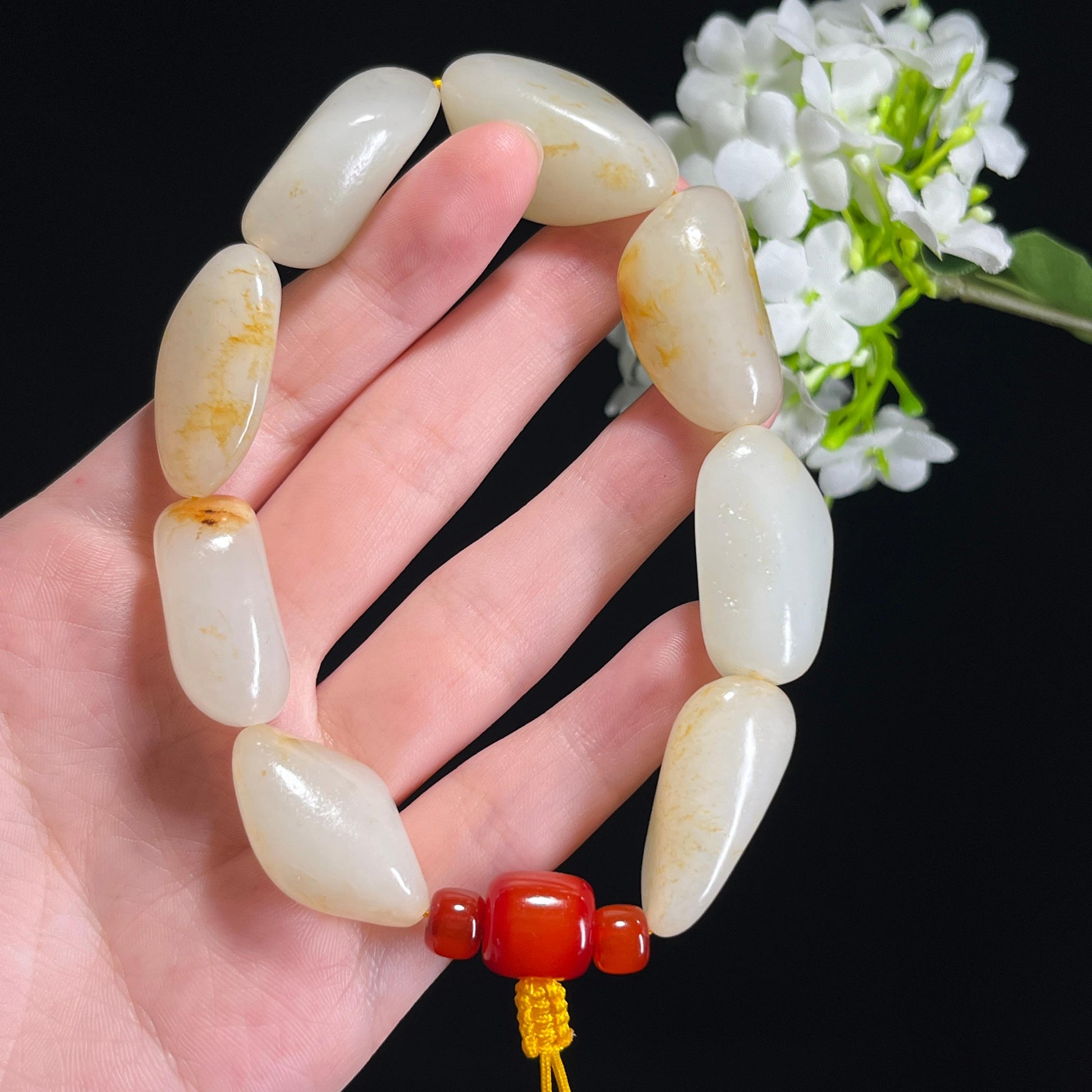 和田玉白玉洒金皮“碎金流月”籽料手串（yc310543）