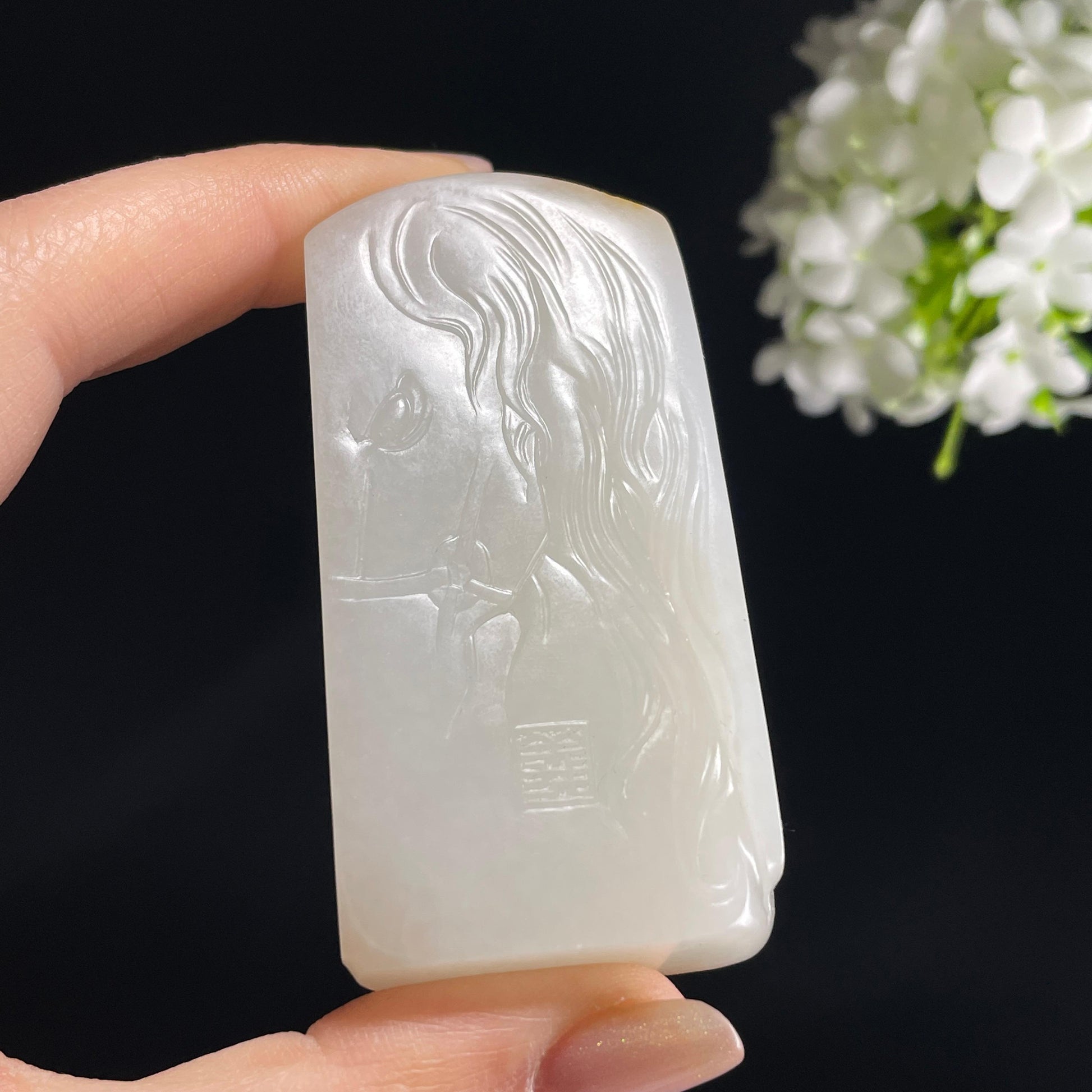 和田玉白玉洒金皮“威震山河”关公雕刻（yc355937）