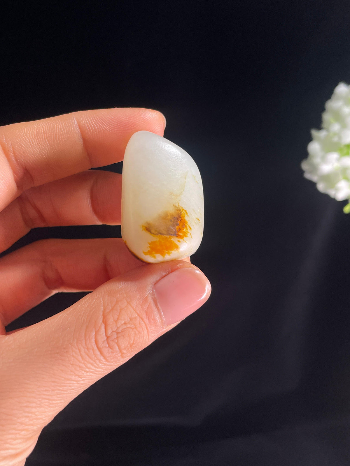 新疆天然和田玉籽料原石黑红皮挂件（yc266554）