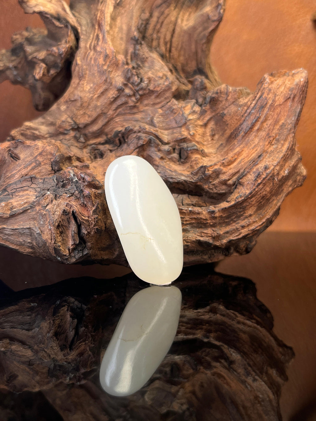 新疆和田玉一级白籽料原石挂件（yc228175）