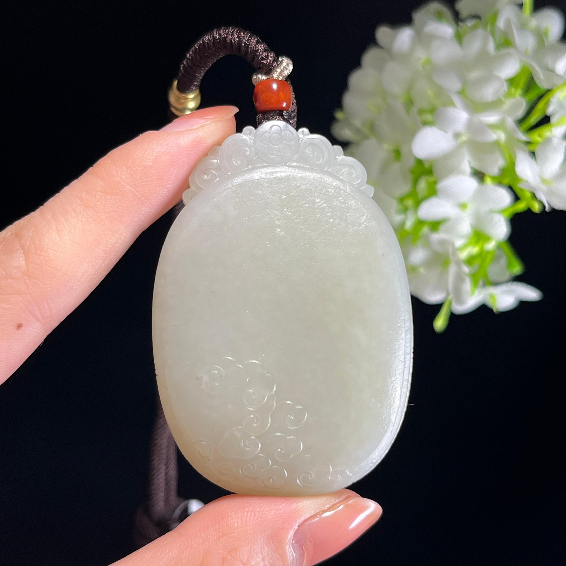 新疆天然和田玉白玉祥云浅雕籽料无事牌（yc349572）