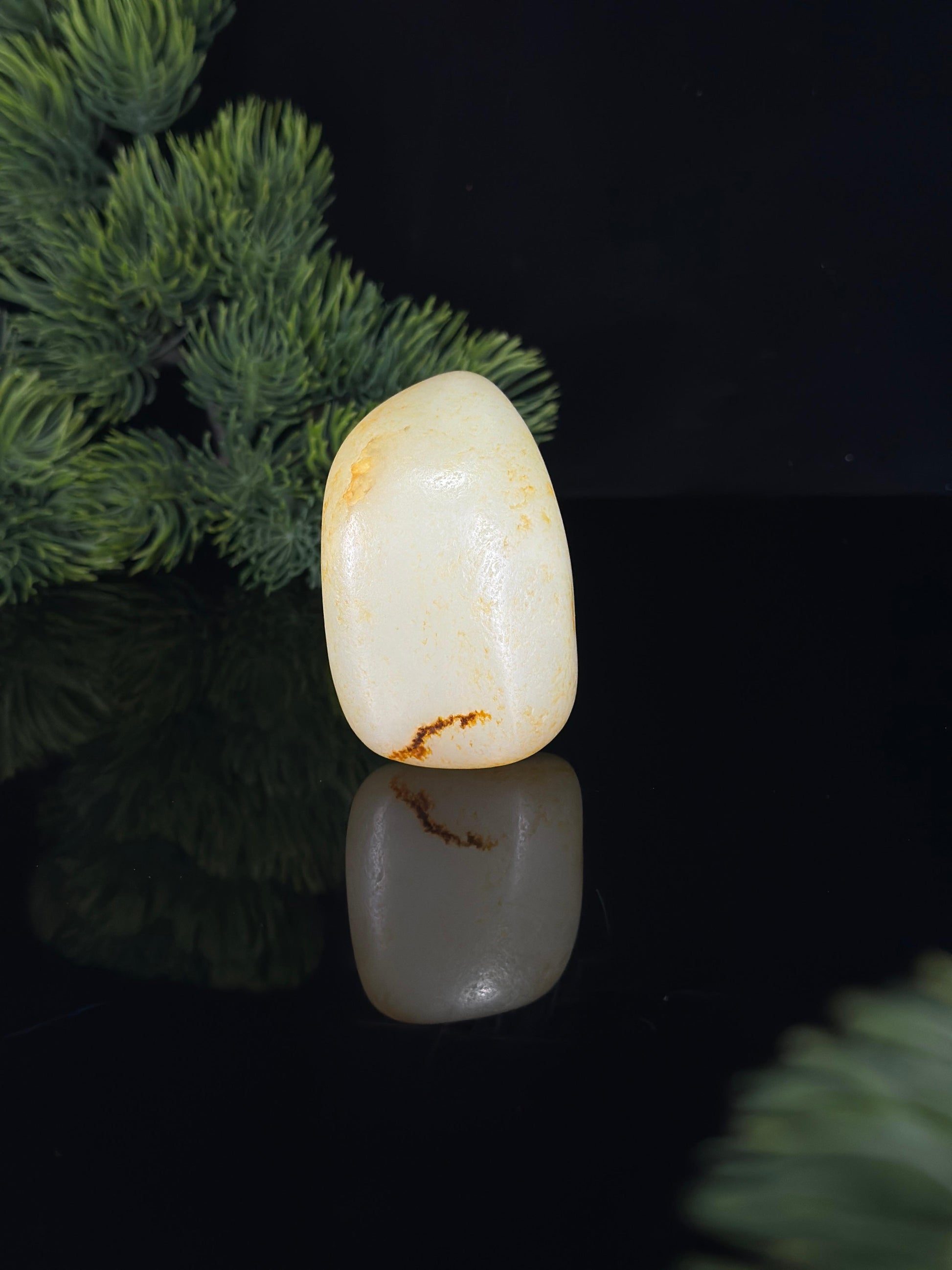 新疆和田玉白玉洒金皮臻品籽料手把件（yc474072）