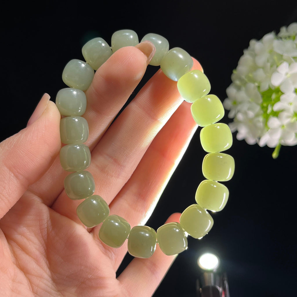 和田玉且末青白玉老型珠手串（yc384488）