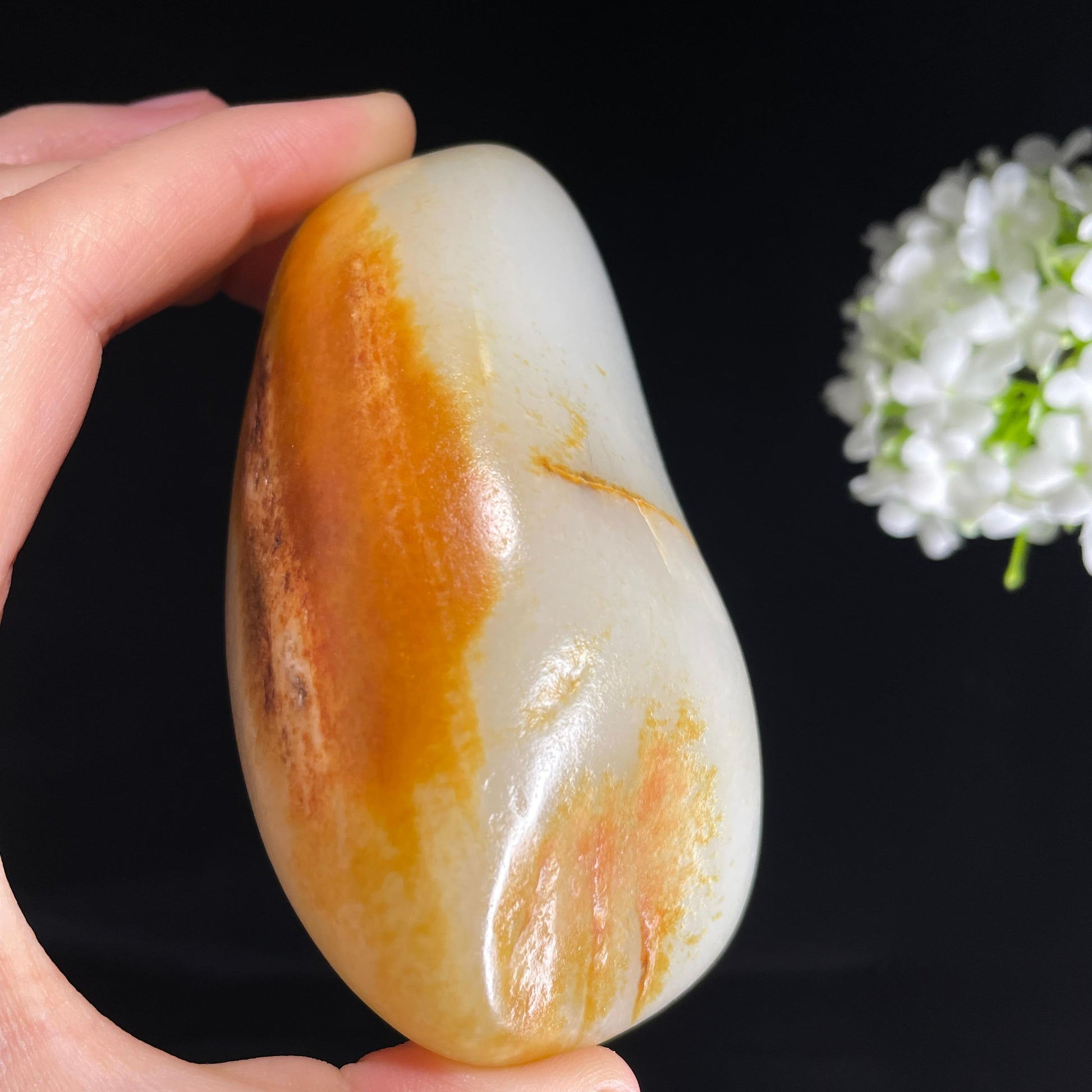 和田玉“一痕秋绮”白玉洒金聚红皮籽料（yc425063）