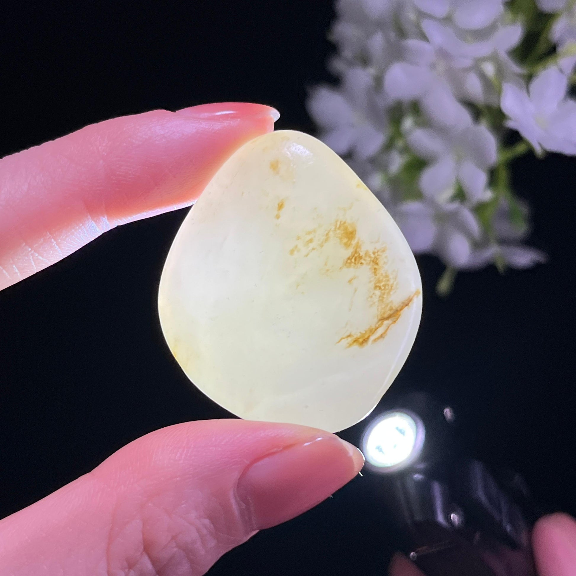 新疆天然和田玉白玉褐色皮洒金籽料（yc345150）