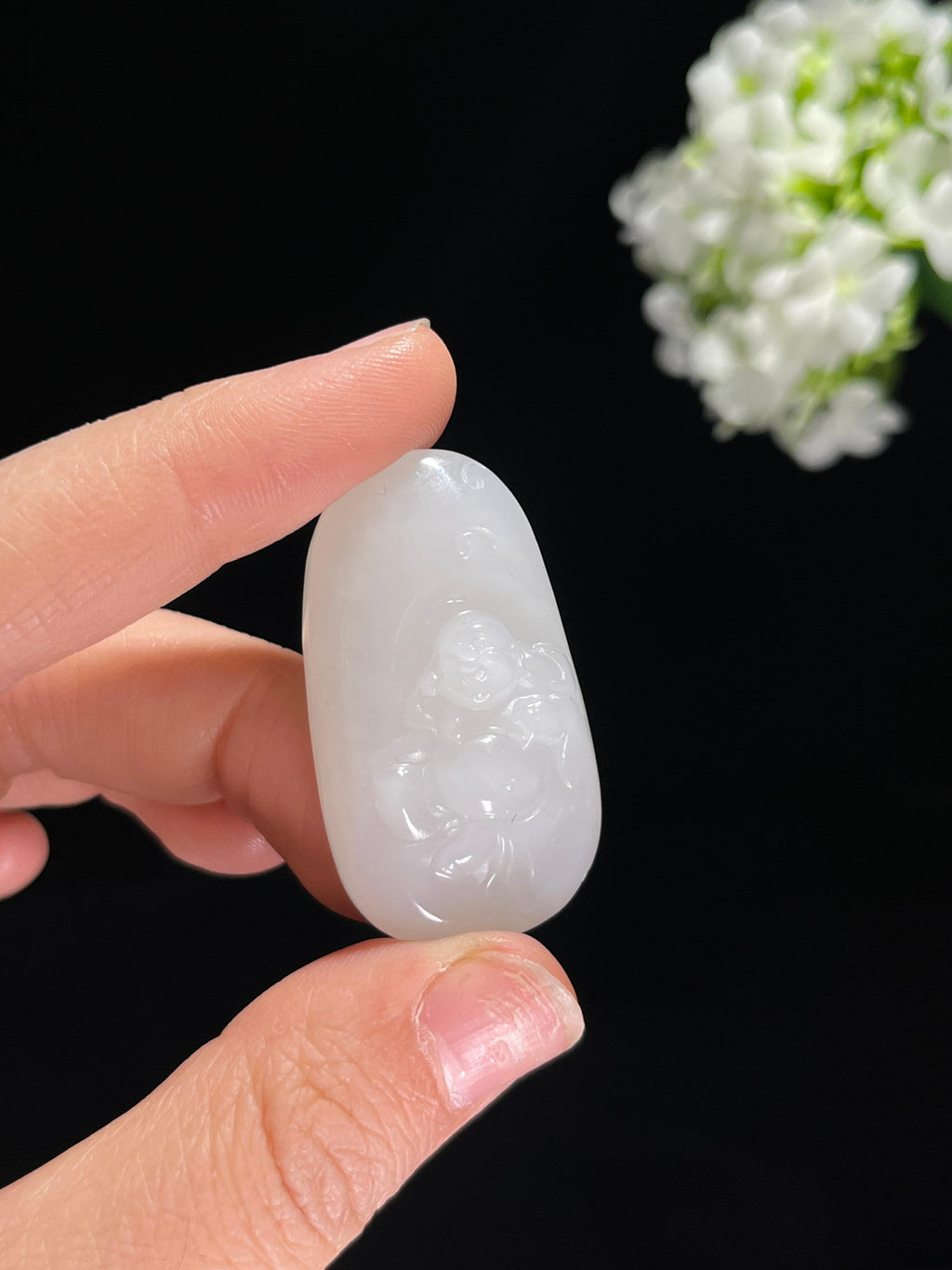 和田玉白玉“慈悲为怀”弥勒佛雕刻挂件（yc257305）