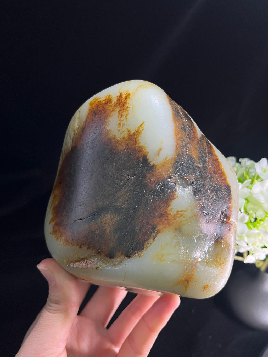 新疆和田玉收藏级聚红皮籽料原石（yc253263）