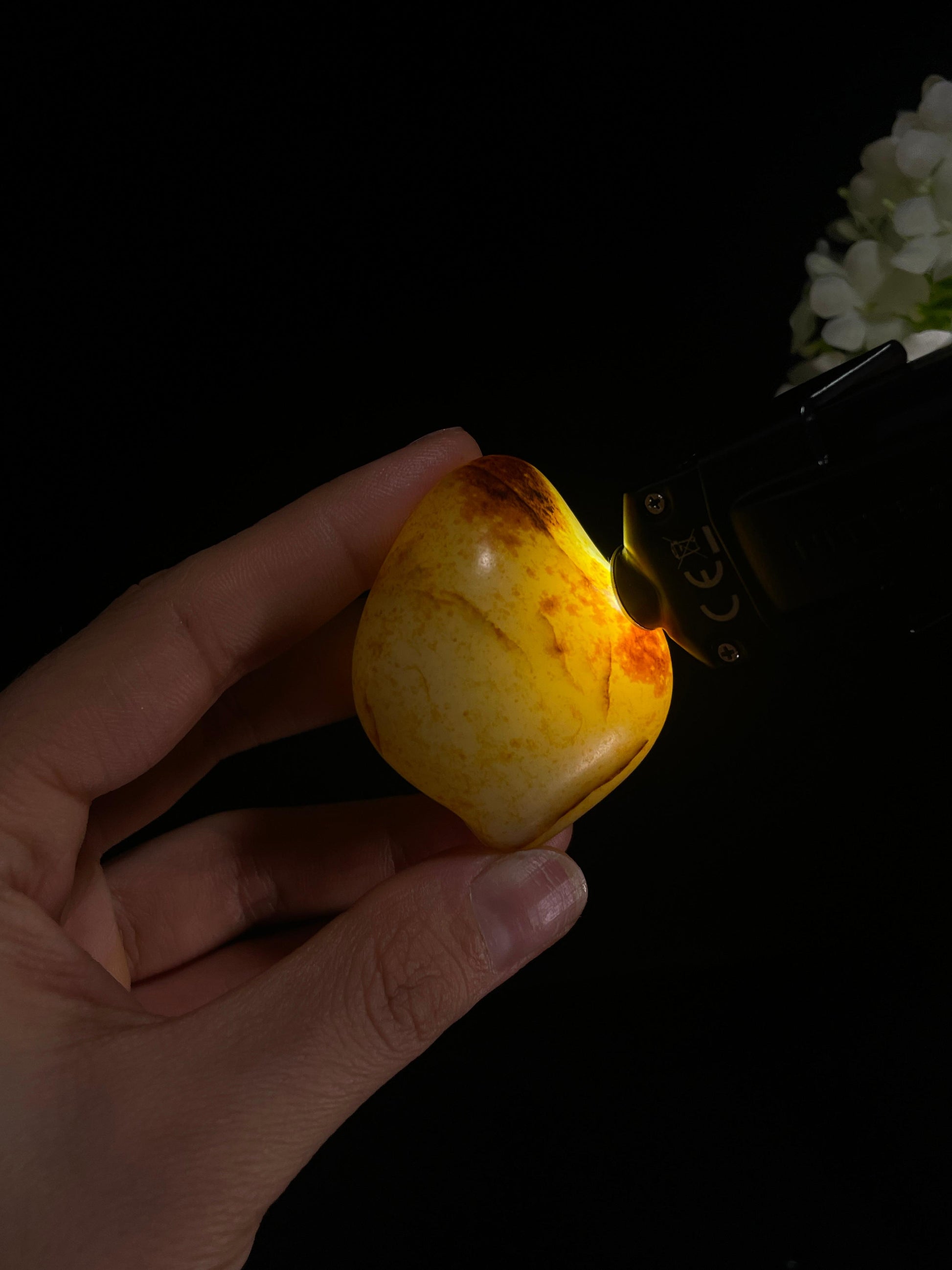 和田玉白玉洒金聚红皮“金福鸿运”籽料原石（yc287562）