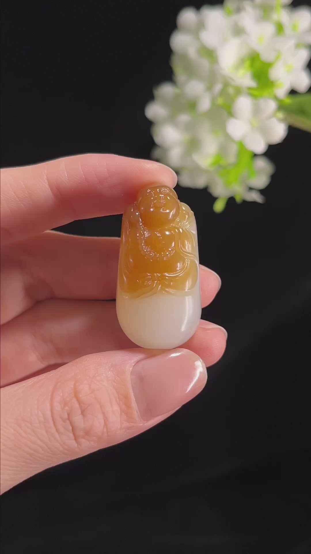 和田玉且末糖白“怡然自乐”弥勒佛挂件（yc296578）