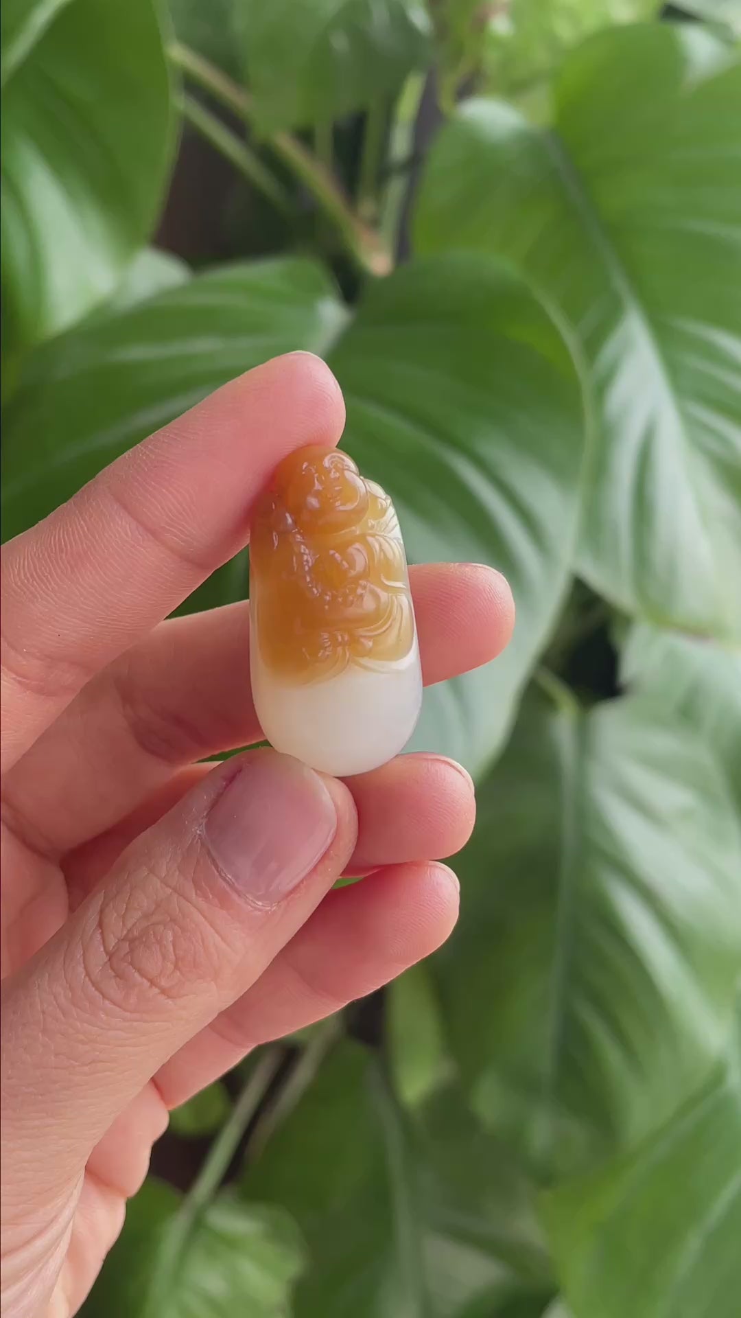 和田玉且末糖白“怡然自乐”弥勒佛挂件（yc296578）