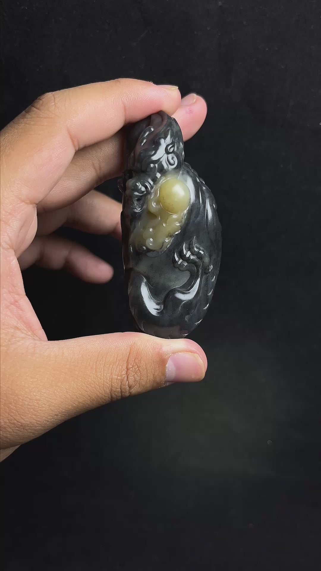 青花籽料瑞兽摆件yc192730