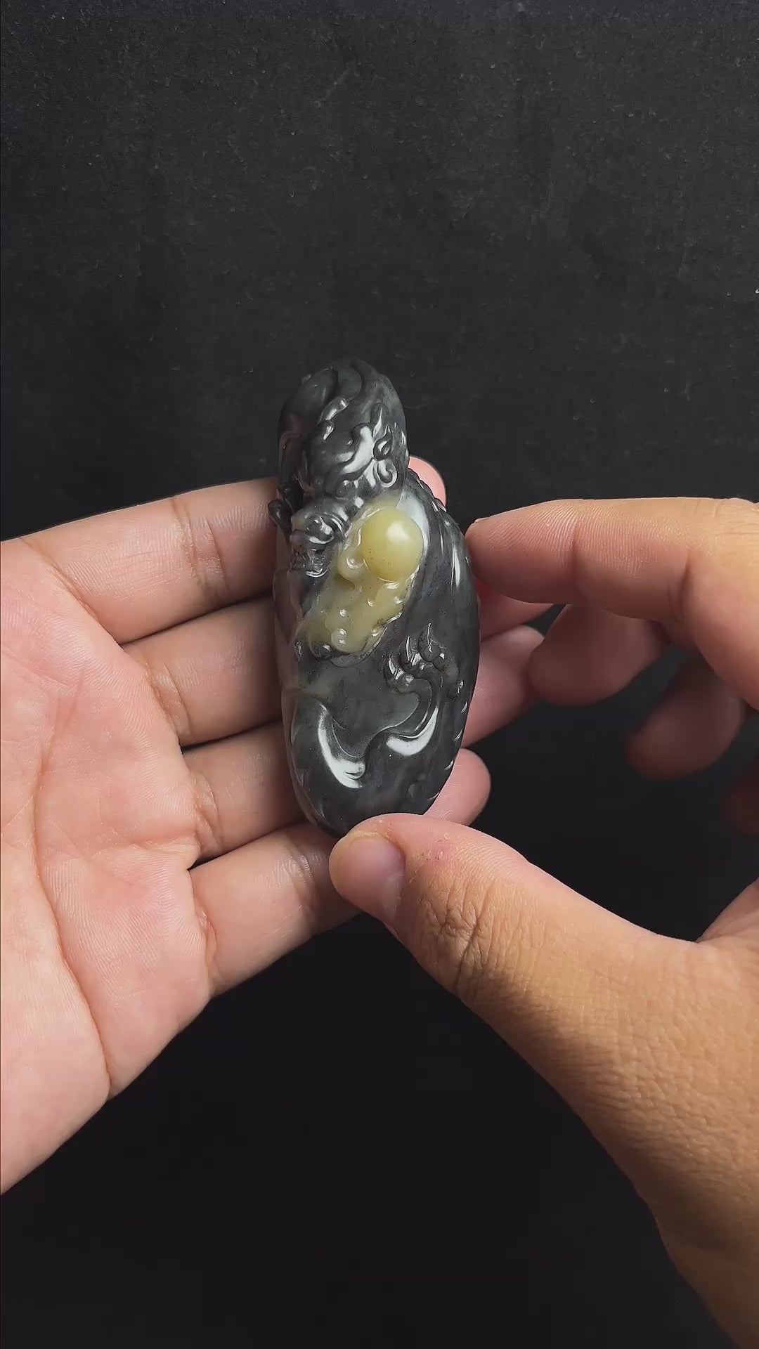 青花籽料瑞兽摆件yc192730